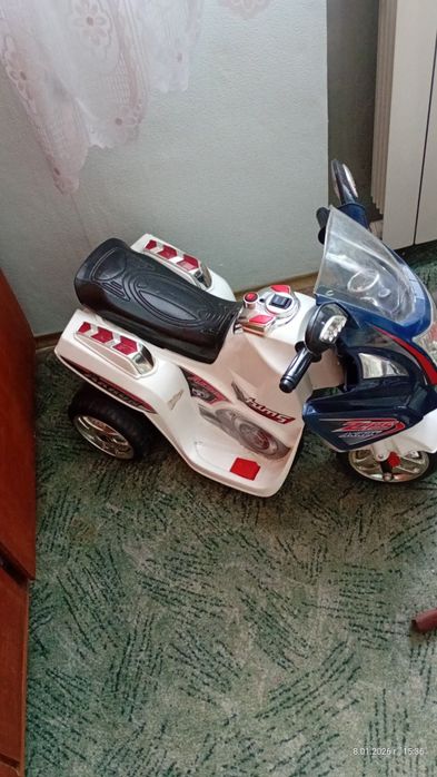 Детско моточе с акумулатор и детско колело