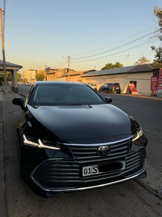 TOYOTA AVALON LIMITED Продается 2019 года