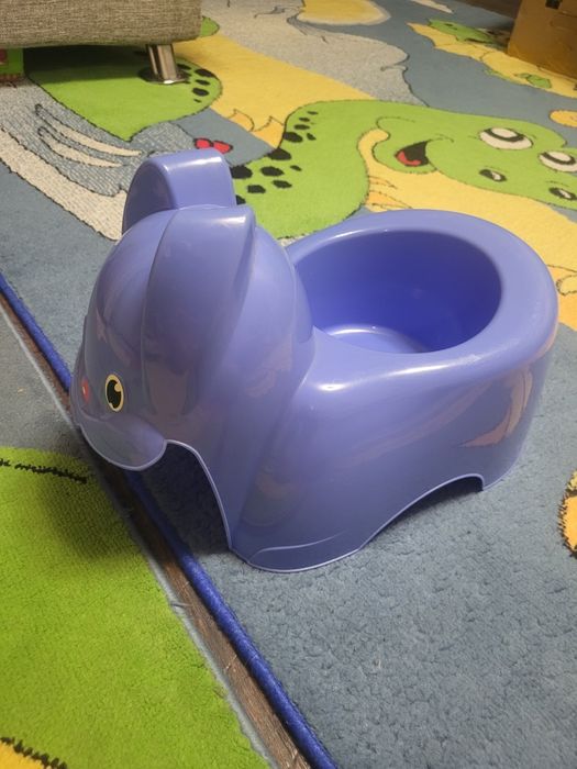Продам детский горшок