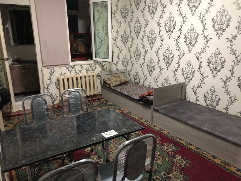 Yashnabod panelni yonida oilaga kvartera bor 1 xona 2 xona qilingan