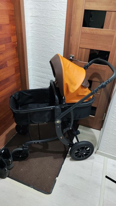 Продам детскую коляску