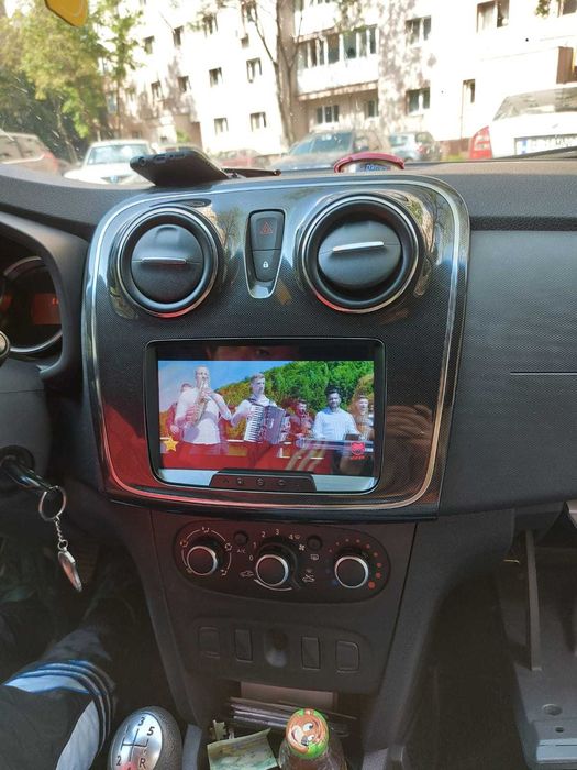 Navigatie Android Dacia Logan Duster Sandero Waze WiFi GPS USB