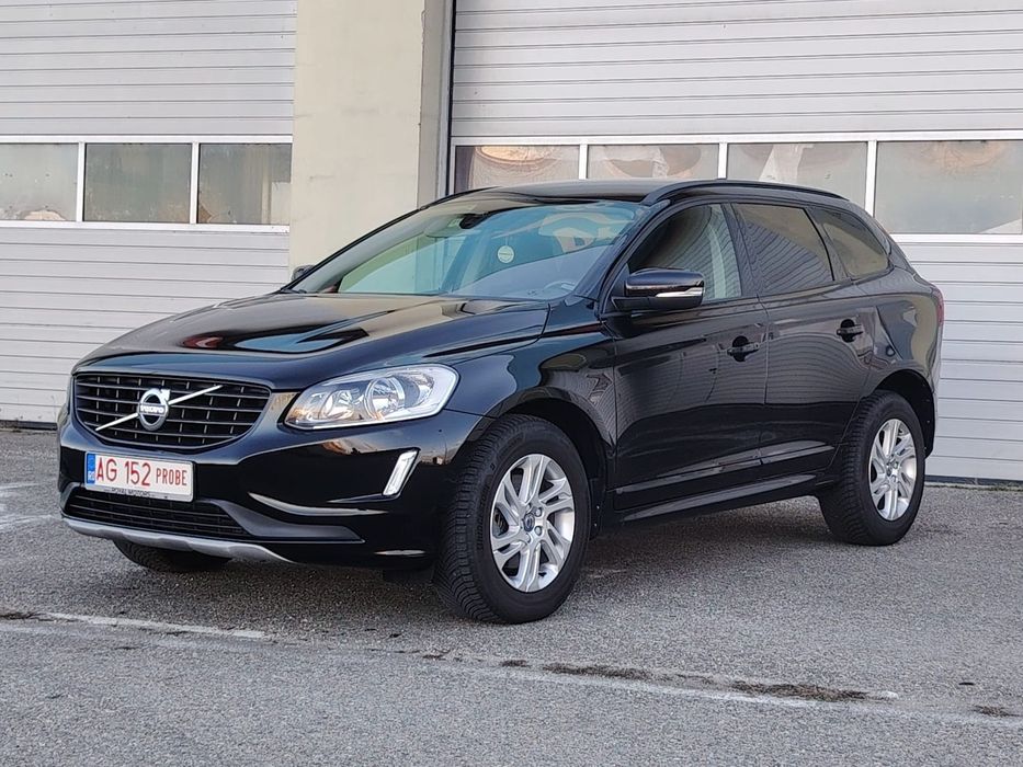 Volvo XC 60 Navigație Dublu climatronic Frânare urgență Asistenta schimbare banda