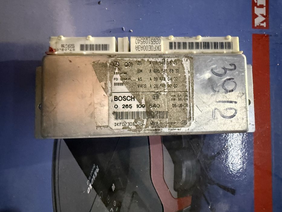 Продам блок ESP на мерседес 211