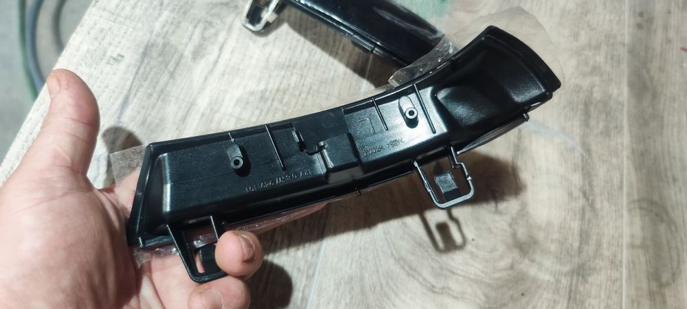 Semnalizari dinamice oglinzi VW