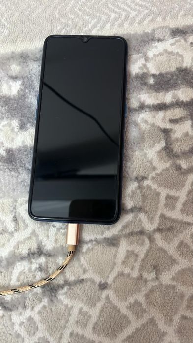 Продается телефон oppo