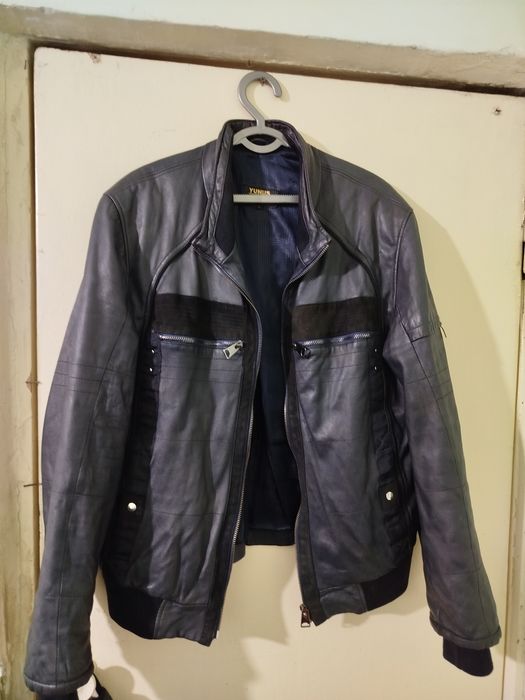 Продам из натуральной кожи.