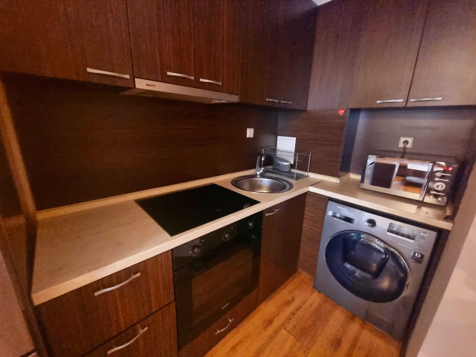 Дава се под наем Двустаен апартамент в Бургас, Възраждане - 62 кв.м за 375 € - Снимка #2