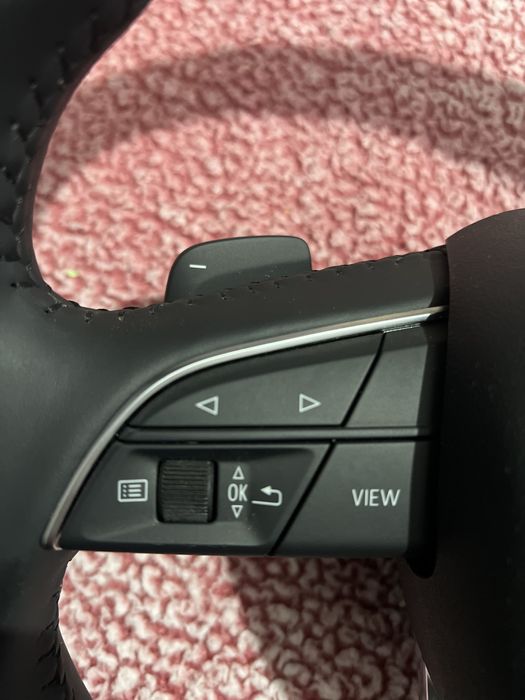 Audi Q7 4M волан