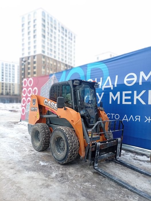 Продам Мини погрузчик Case SR175