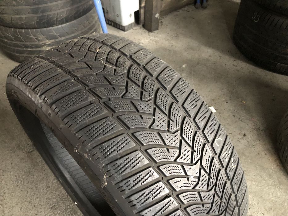 265 35 R19  Continental 225 50 R17 Dunlop
