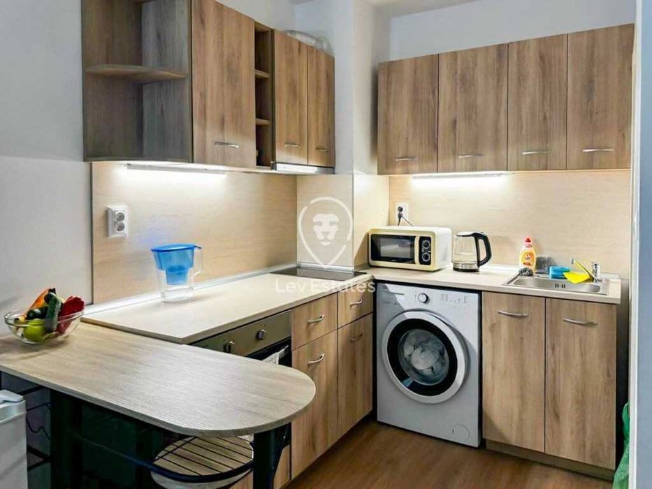 Продава се Двустаен апартамент в к.к. Слънчев бряг - 80 кв.м за 1025 €/кв.м - Снимка #2