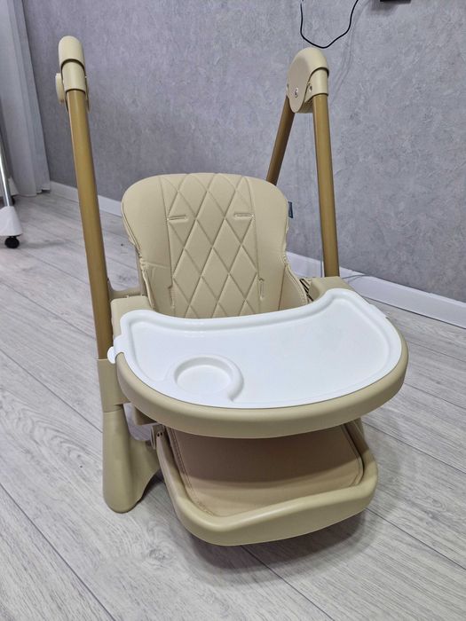Детский стульчик для кормления