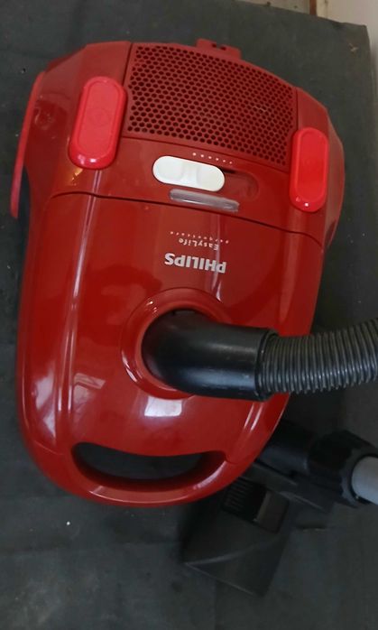 Прахосмукачка PHILIPS 2000W