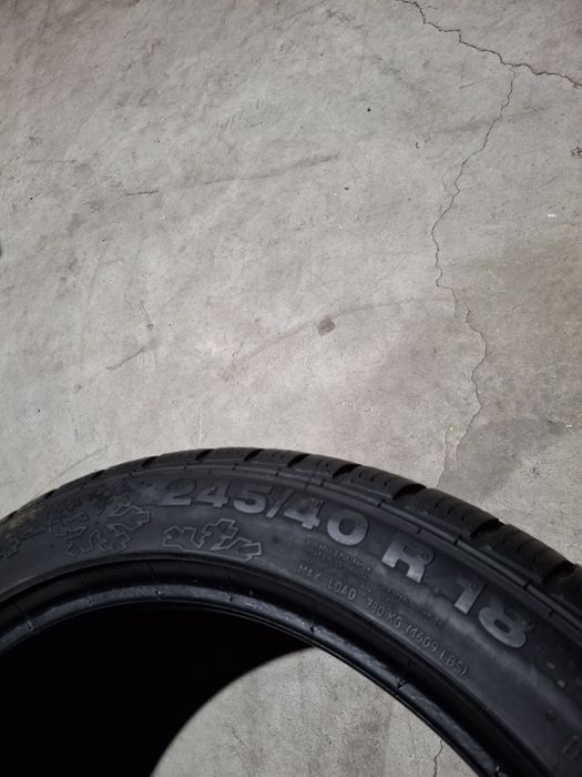 2 Anvelopele de iarnă 245 40 r18 Continental