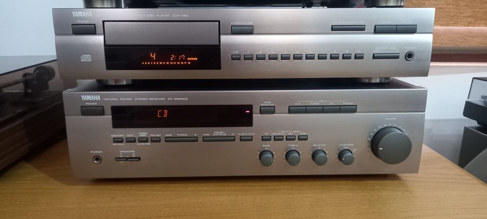 Amplificator yamaha Rx 385 rds