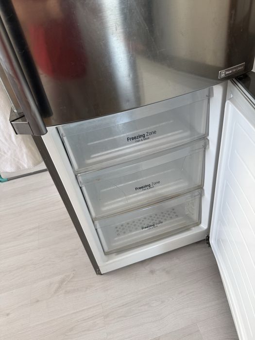 Продам холодильник