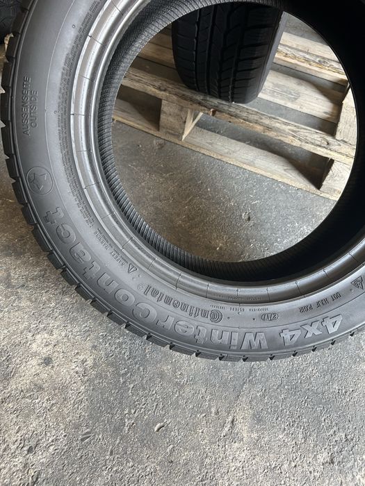 2 anvelope iarna 215/60/17 Continental 6.5 mm!