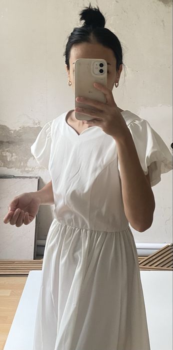 Белое длинное платье