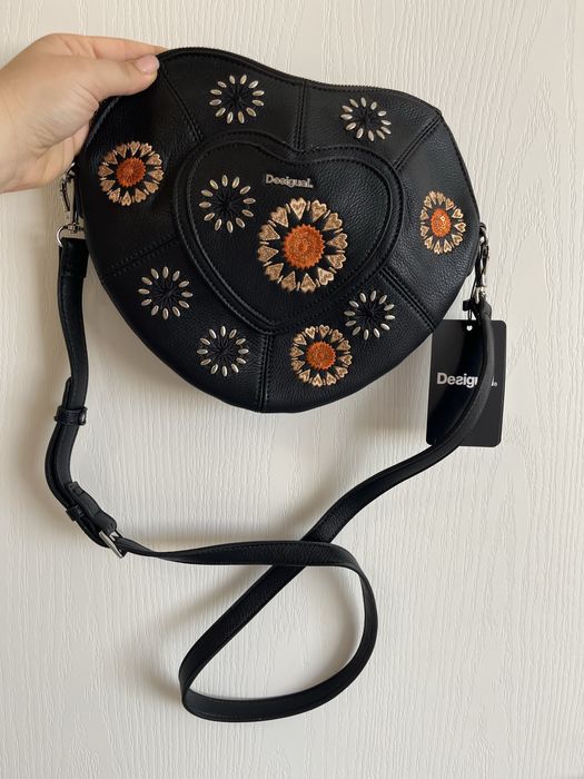 Чанта сърце Desigual