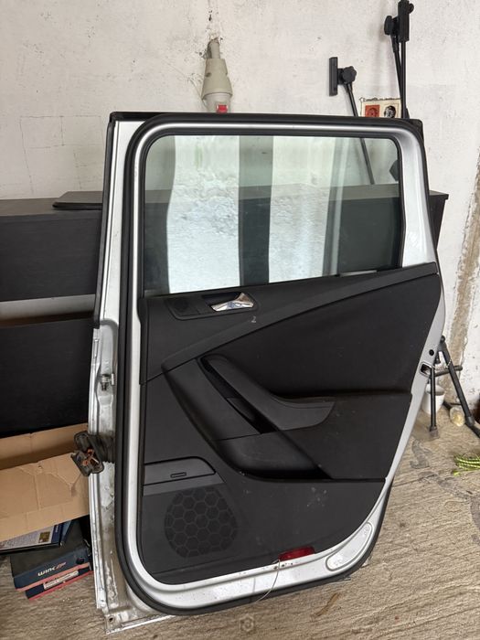 Portiera dreapta spate PASSAT B6