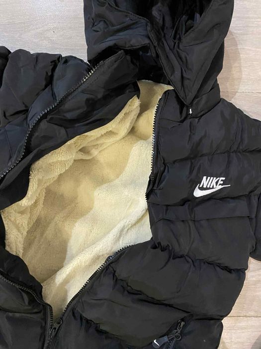 Якета Nike - ватирани