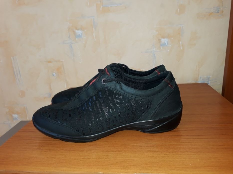 Ecco дамски обувки 36 номер.