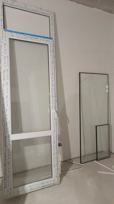 Стекло,  лодже есігі сатылады