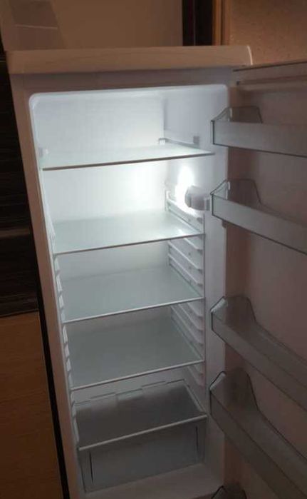 Дава се под наем Двустаен апартамент в Бургас, Меден рудник - зона А - 90 кв.м за 165 € - Снимка #4