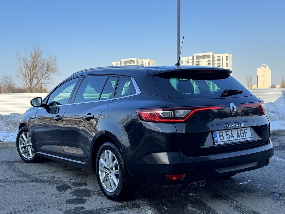 Renault megane 2018-Cutie automata- DEFECTA !!