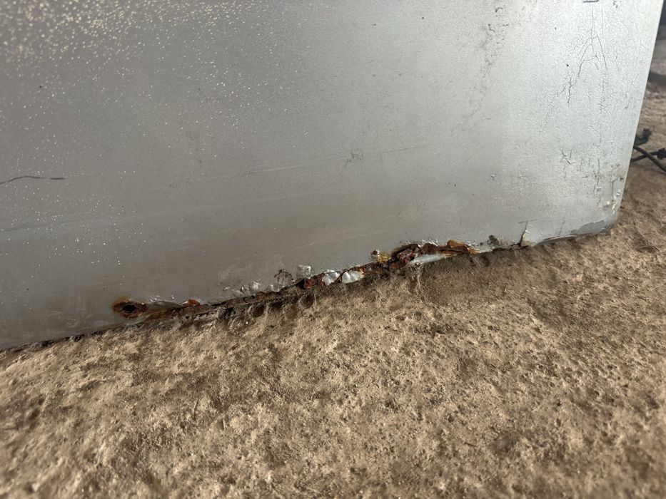 Крышка башажника на Т4