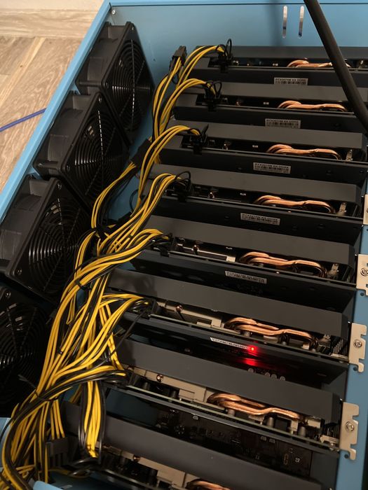 Новый собранный майнинг риг, майнинг ферма