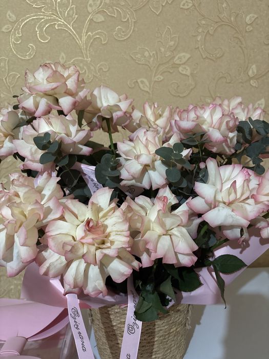Французская роза, 15 шт роз в карзине