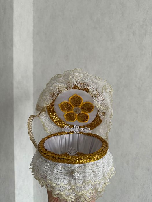 Тойбастар сырга салу