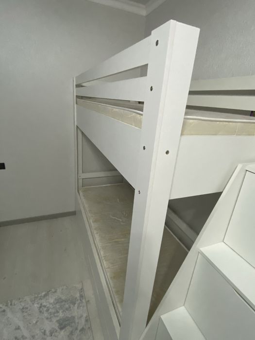 Кроватка детская двухярусная