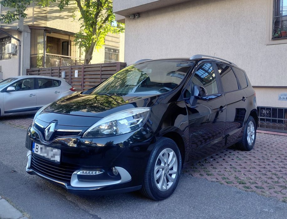 RENAULT Grand Scenic
