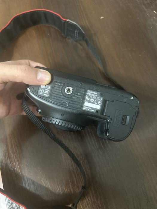 Canon EOS 7D Body продам не дорого