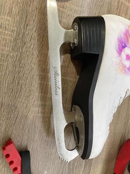 Коньки для катания