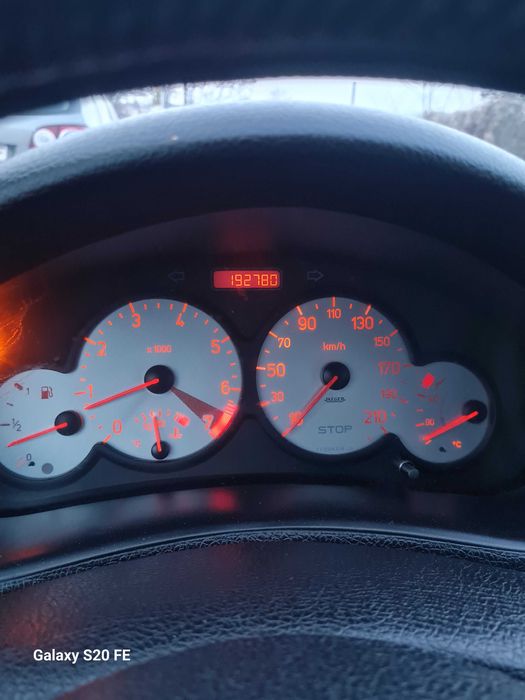 Peugeot 206 cc 2.0 benzină