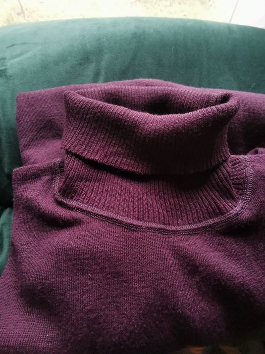 Pulover pe gat marimea L, maneca cazuta 30% lana