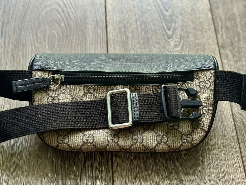 GUCCI GG Supreme 450946 / – Geantă de corp/poșetă tip borsetă