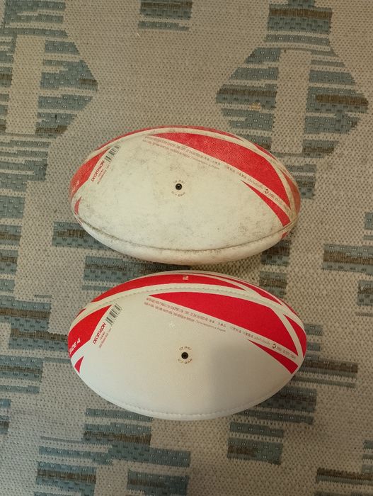 2 mingi de rugby