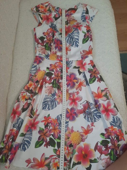 Rochie simpla pentru evenimente