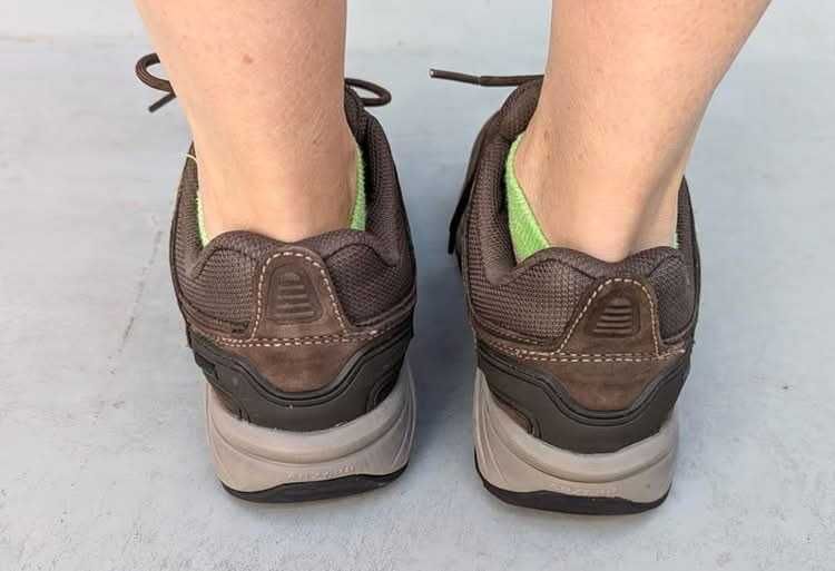 Трекинг обувки New Balance # 37,5