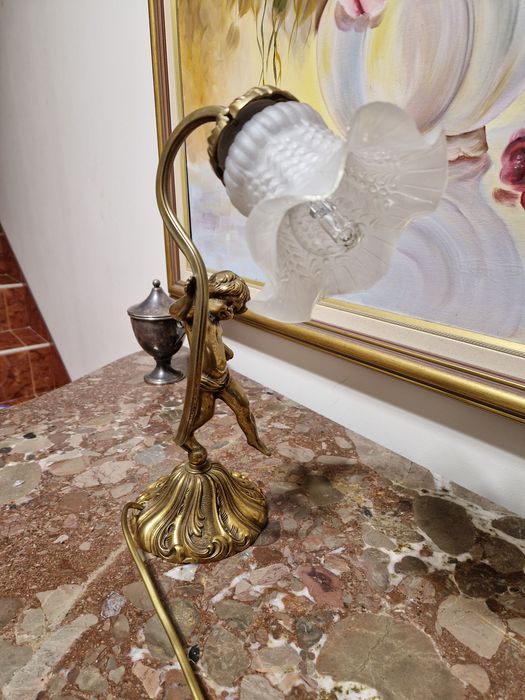 Страхотна антикварна френска бронзова фигурална настолна лампа