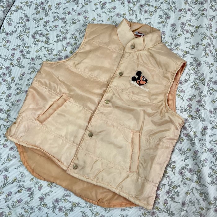 Вещи на девочку. Каждая 3000.