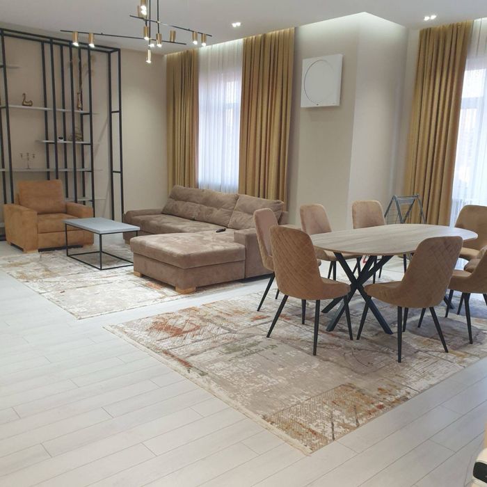 Квартира Габус Тарас Шевченко 4/7/7 180 кв.м