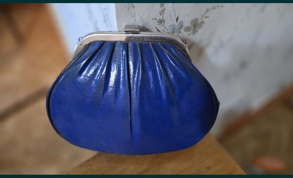 Продам вещи цена 1000 тг/шт