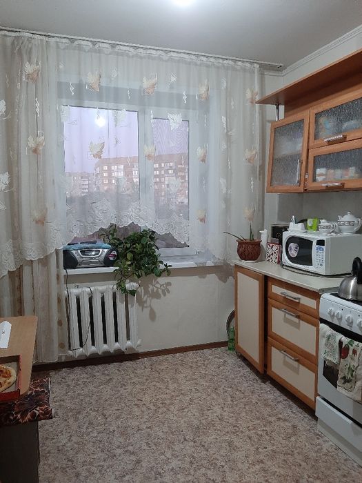 Продам 5 комнатную квартиру