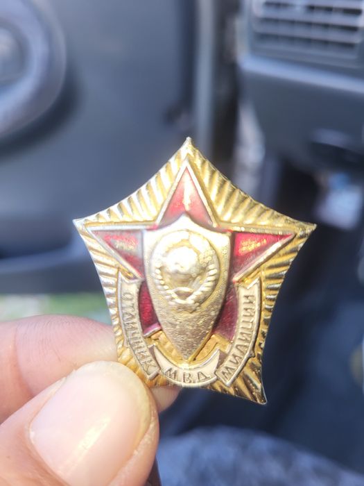 Продаёться Медальи